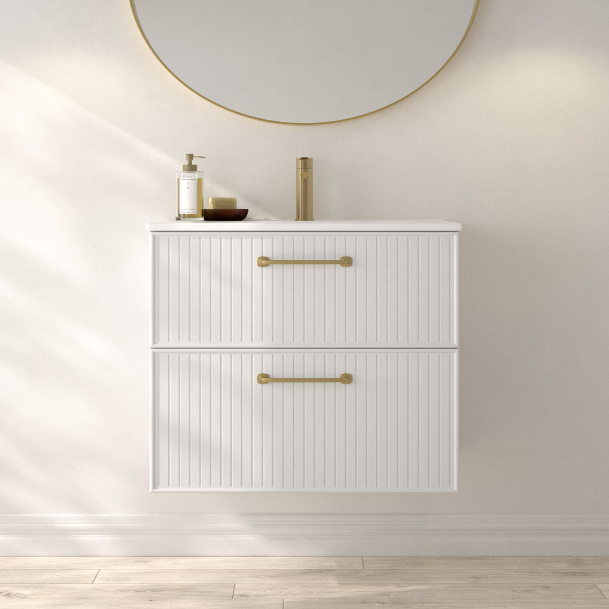 Mueble baño BLANCA lavabo integrado detalles Tirador ASA dorado, diseño moderno Errefe Home
