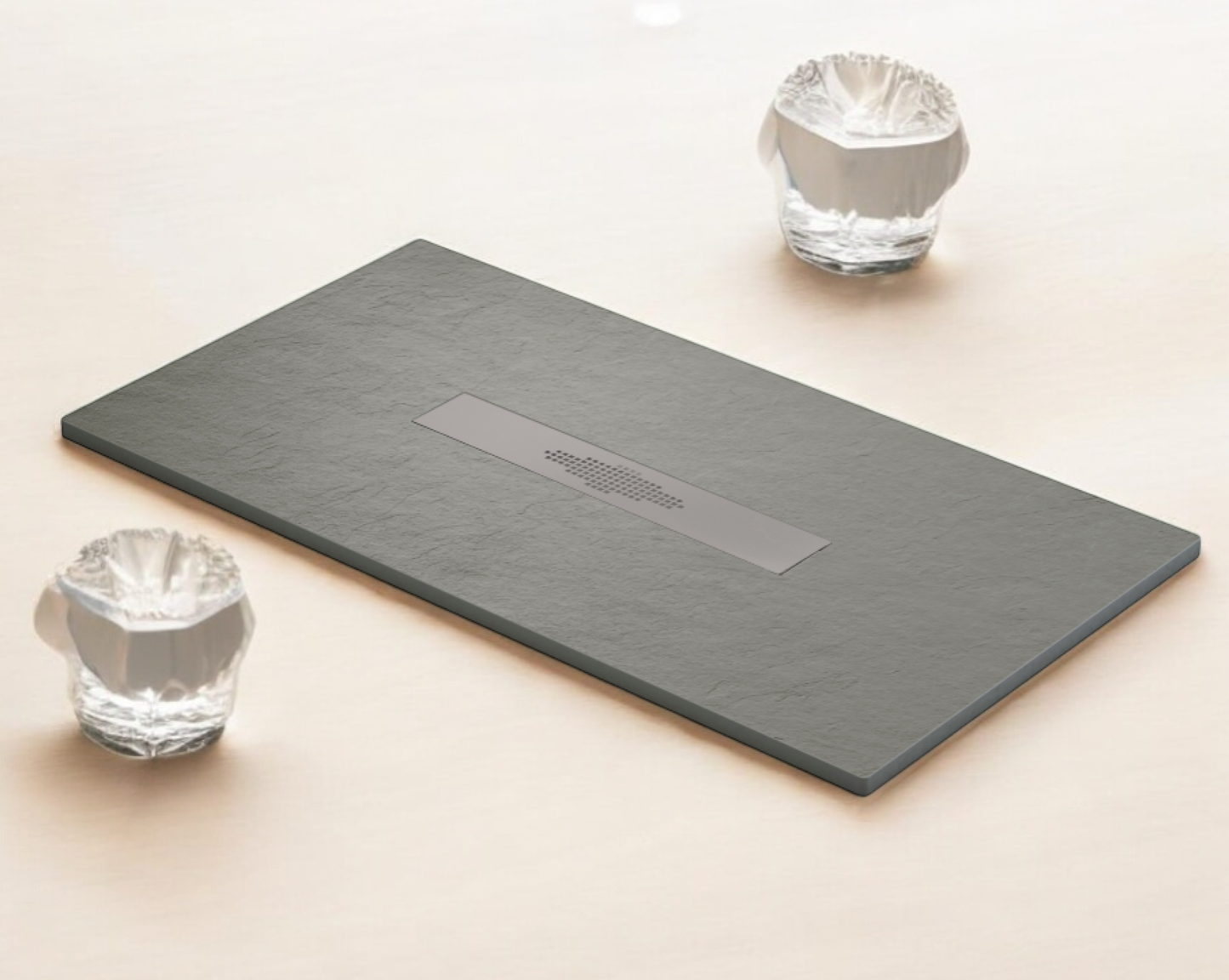 Plato de ducha Stone Quartz Pizarra Becrisa, color Mist, robusto, funcional y seguro, Errefe Home